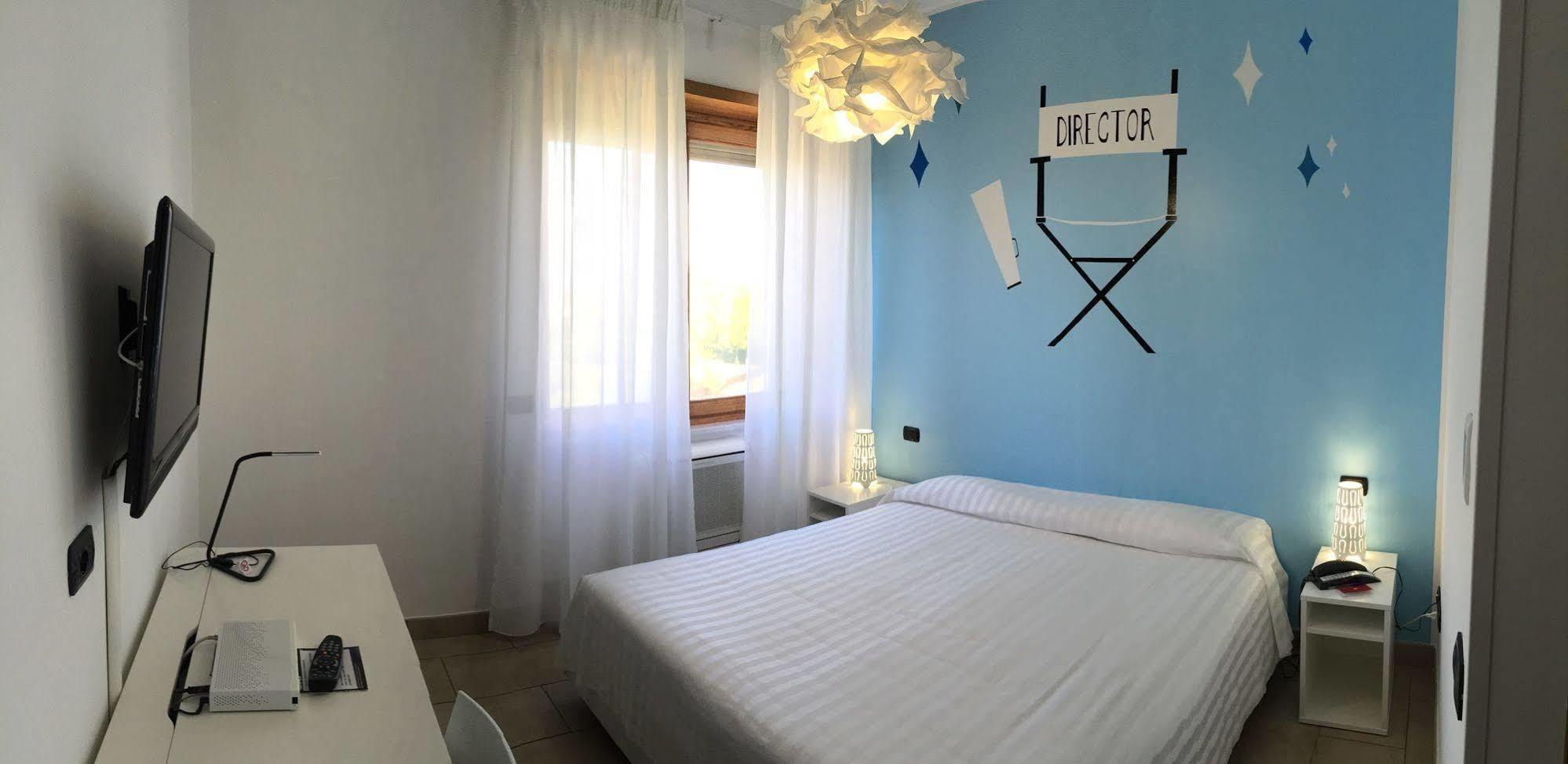 Lo Scoiattolo Piedmont Bike Hotel Pralormo Bagian luar foto